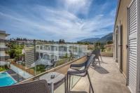 Solazur House - Sea View Stay by Ipsos Beach - B&B Ipsos