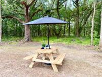 Live Oak Estate Near Hinesville and Savannah - B&B Midway