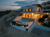 Villa Marelia - Seafront villa with infinity pool - B&B Mégas Gialós
