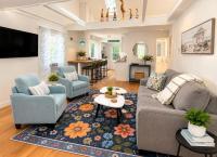 NEW Charming Coastal Bungalow steps from the Beach - Ferienwohnung Madison
