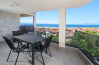 Local View Apartments - B&B Polychrono