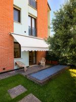 Cleos Home con Giardino Privato e Free Parking - B&B Arezzo