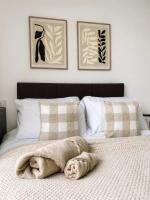 Modern 3-Bed Birmingham House with Parking, Perfect for Contractors, Near Local Shops, Cafés & Pubs - B&B Birmingham