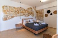 Queen Room with Pool View