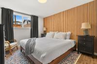 Urban Hideaway Walk to Shops 3BR 8px - Ferienwohnung Calgary