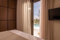 Villa Ajra, A Distinctive Gem with Private Pool By MindYourVilla - B&B Kalamákion