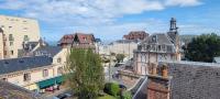 Aperçu mer - Cœur de Cabourg - Plage à 2 min - 2 à 4 pers - Bed and Breakfast Cabourg