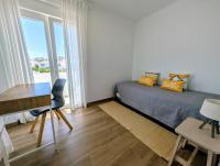 Lovely & bright renovated apt. w/ balcony in Lagos - Chambres d'hôtes Lagos