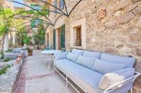 Charming Mallorcan House in Valldemossa - B&B Valldemossa