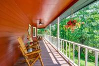 Hiawassee Porch: Getaway Near River, Lake & Trails - Ferienwohnung Hiawassee