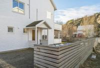Stylish apartment in the center of Svolvær - Chambres d'hôtes Svolvær