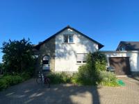 Großes Dachzimmer mit eigener Lounge in ruhiger Lage - B&B Monschau
