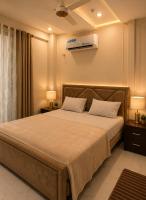 Taj Luxury Apartments near Lahore Airport - B&B Lahore