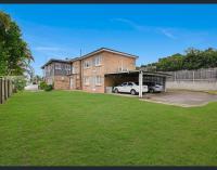 u3-Funky Unit with PrivateEntry QuietCentre NewAC New Smart TV - B&B Brisbane