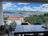 Apartma LAVANDA 3 Šilo - Chambres d'hôtes Šilo