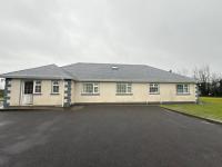 4 double bed detached bungalow in rural location - Bed and Breakfast Claremorris