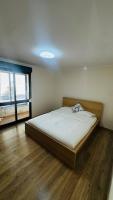 Cozy 2-Bedroom Apartment in Pontinha, Portugal - Chambres d'hôtes Pontinha