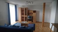 Apartamento de 1 dormitorio con balcón