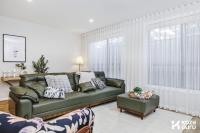 KozyGuru | Cobbitty | Modern Family Retreat - Bed and Breakfast Cobbadah