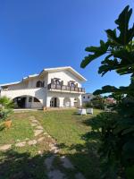 B Surf & Gallery Rooms - B&B La Maddalena