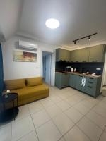 Appartamento con 1 Camera da Letto, Balcone e Vista Mare
