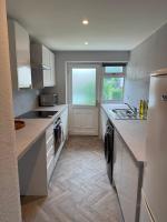 Stylish 2BR Flat Free Parking Southside Glasgow - B&B Glasgow