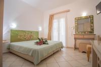 Studio - Upper Floor (2 Adults)