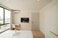 Ekkamai Sukhumvit 65, Pet Friendly, 900m to BTS - B&B Bangkok