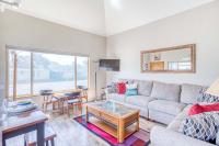 Beacon's Light - B&B Rockaway Beach