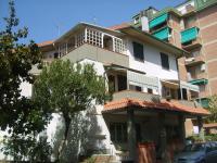 Casa Margherita Affittacamere B&B - Bed and Breakfast Follonica