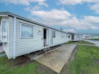 Cosy 6 Berth Caravan At St Osyth Beach Holiday Park In Essex Ref 28001Y - B&B Clacton-on-Sea
