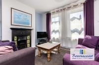 GROVE HOUSE by BOURNECOAST - A Pleasant Family Home by Kings Park with Decking and Parking - HB4179 - Chambres d'hôtes Bournemouth