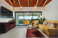 Three-Bedroom Deluxe Apartment