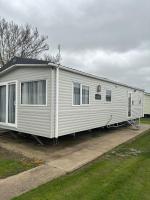 Superb 6 Berth Caravan At St Osyth Beach Park In Essex, Ref 28014Pm - B&B Clacton-on-Sea