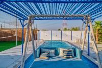 Santorini Private Villa 40 Meters Pool Blue feeling - B&B Ras Al Khaimah