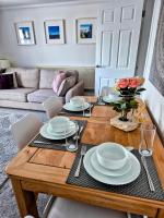 A bright & cosy two-bedroom flat Sleeps 3 Full Kitchen - Ferienwohnung Nottingham