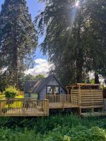 Macha 3 - Hot Tub-Perth-Pets-Family-Luxury-Cabin - Chambres d'hôtes Perth