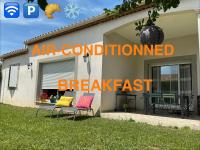 Maison climatisée avec hote ptit dej inclus - B&B Digne-les-Bains