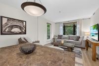 Spacious 3 Bd at Playa 220! Pool, 1 Min To Beach! - B&B Kelowna