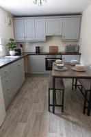 Derry City Central Apartment with Free parking - Ferienwohnung Derry