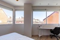 23 DOWN TOWN IN METRO IN 5 Station straigh WIFI AC - B&B Madrid
