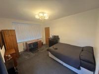 Studio sleeps 2 with Parking - B&B Derby