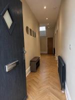 Luxury 6-BedHouse EnSuites Modern Kitchen Sleeps 8 - B&B Londra
