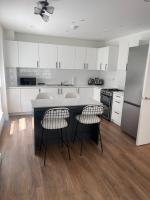 By canary wharf - B&B London