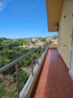 Rrapi Apartments - B&B Tragjas