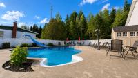 Le Palais Royal 18 Pers, Piscine, Spa & Loisirs - B&B Wotton