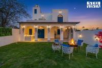 StayVista at Mykonos Villa with Comp Breakfast - Ferienwohnung Gurugram