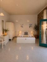 Electra House-Central Sea View Home - Bed and Breakfast Samos