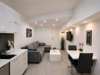 Apartment Diamond -modern and lovely seaside studio apartment - Ferienwohnung Kotor