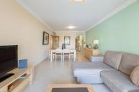 Centralgarve - Modern 2BR Apartment wPool in Vilamoura - Praia Village - B&B Quarteira